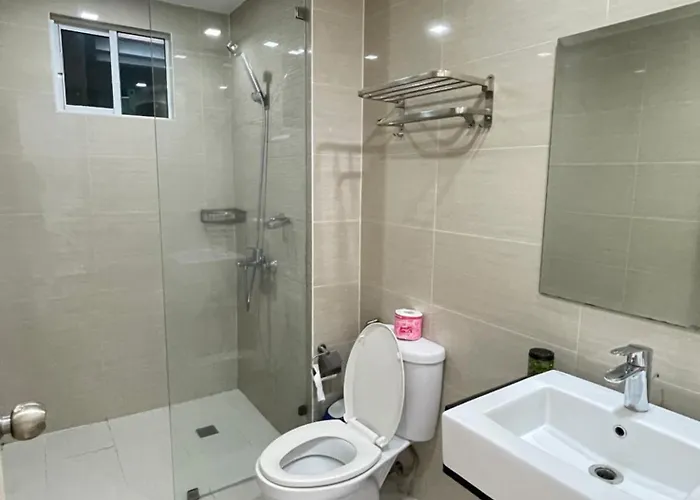 Venetian Panorama Bgc Venice Grand Canal Ment, 3 Bedrooms,1 Helper Room,7 Adults 3 Kids Apartment