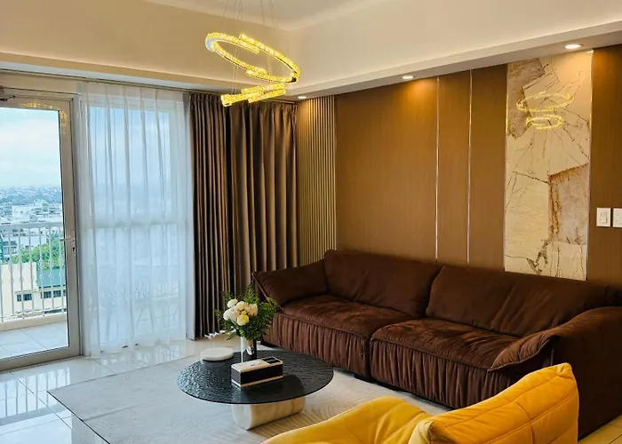 Venetian Panorama Bgc Venice Grand Canal Ment, 3 Bedrooms,1 Helper Room,7 Adults 3 Kids Manila