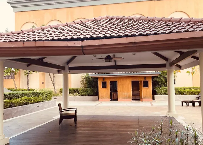 Venetian Panorama Bgc Venice Grand Canal Ment, 3 Bedrooms,1 Helper Room,7 Adults 3 Kids Apartment *