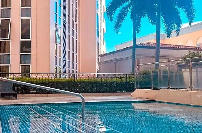 Venetian Panorama Bgc Venice Grand Canal Ment, 3 Bedrooms,1 Helper Room,7 Adults 3 Kids Apartment
