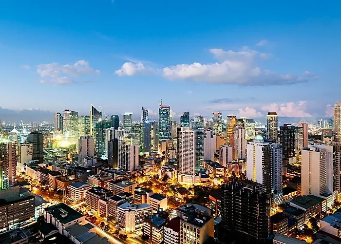 Venetian Panorama Bgc Venice Grand Canal Ment, 3 Bedrooms,1 Helper Room,7 Adults 3 Kids Apartment